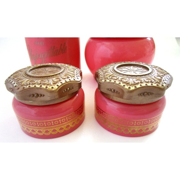 VTG Avon Unforgettable Fragrance Set - Cologne mist-Cream sachet-Skin softener - Picture 2 of 16